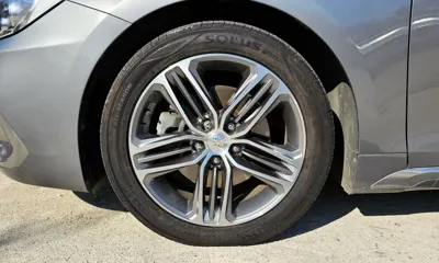 Hyundai Grandeur 2017, 124918 км, за 8530.31 USD
