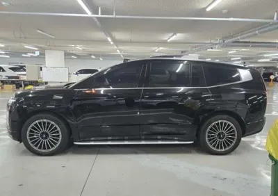 Hyundai Ioniq9 2025, 17596 км, за 9767.63 USD