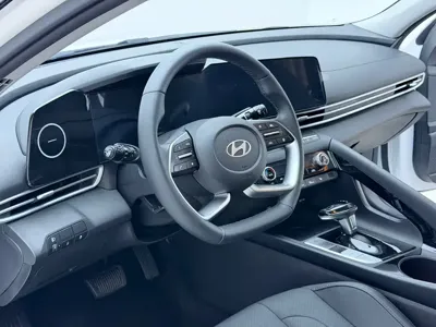 Hyundai Elantra 2023, 18000 км, за 15126.25 USD - фото 6