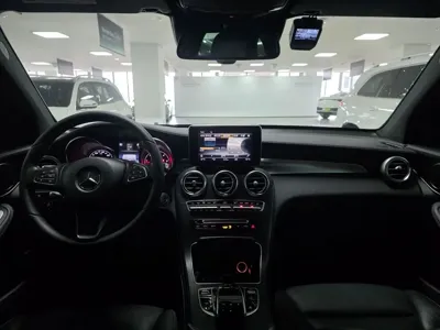 Mercedes-Benz GLC-Class 2018, 71631 км, за 15276.6 USD - фото 7