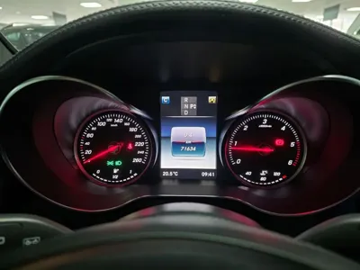 Mercedes-Benz GLC-Class 2018, 71631 км, за 15276.6 USD - фото 8