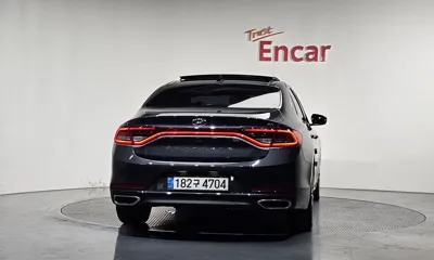 Hyundai Grandeur 2018, 108925 км, за 9311.71 USD