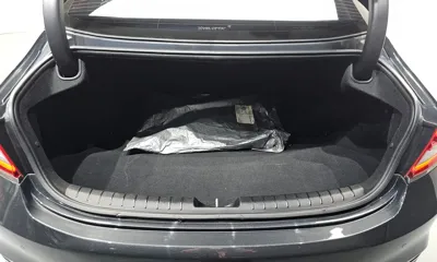 Hyundai Grandeur 2018, 108925 км, за 9311.71 USD - фото 16