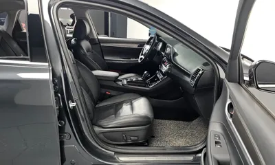Hyundai Grandeur 2018, 108925 км, за 9311.71 USD - фото 26