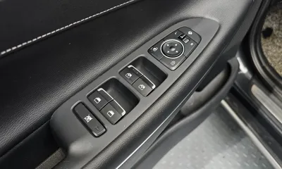 Hyundai Grandeur 2018, 108925 км, за 9311.71 USD - фото 29