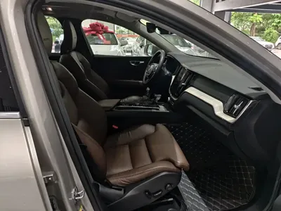 Volvo XC60 2020, 137000 км, за 16156.25 USD - фото 20