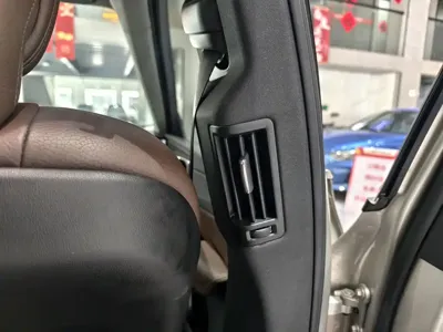 Volvo XC60 2020, 137000 км, за 16156.25 USD - фото 26
