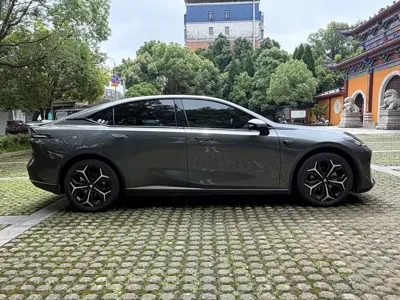 Deepal Deepal L07 2024, 30000 км, за 11798.22 USD