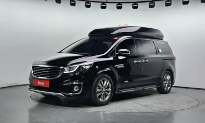 Kia Canival · 2018 год