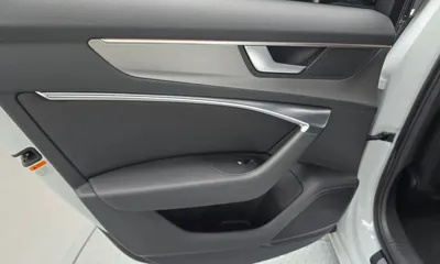 Audi A6 2020, 74660 км, за 17854.8 USD - фото 25