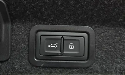 Audi A6 2020, 74660 км, за 17854.8 USD - фото 29