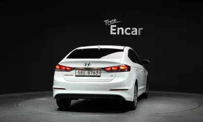 Hyundai Avante 2018, 116097 км, за 6049.97 USD