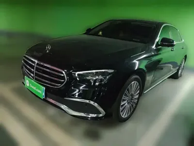 Mercedes-Benz E-Class 2023, 18900 км, за 48519.9 USD