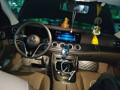 Mercedes-Benz E-Class 2023, 18900 км, за 48519.9 USD - фото 13