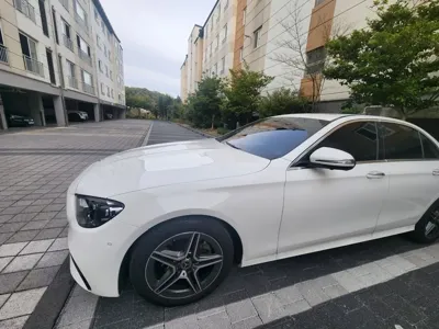 Mercedes-Benz E-Class 2023, 8500 км, за 31009.79 USD