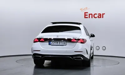 Mercedes-Benz E-Class 2025, 9441 км, за 58765.24 USD