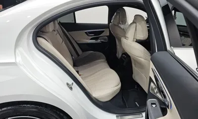 Mercedes-Benz E-Class 2025, 9441 км, за 58765.24 USD - фото 11