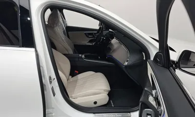 Mercedes-Benz E-Class 2025, 9441 км, за 58765.24 USD - фото 26