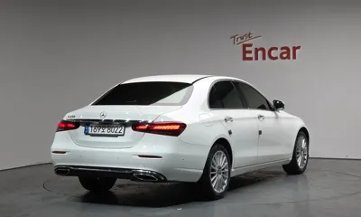 Mercedes-Benz E-Class 2022, 54648 км, за 26906.92 USD