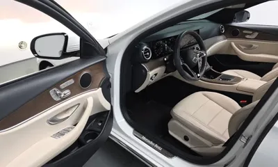 Mercedes-Benz E-Class 2022, 54648 км, за 26906.92 USD - фото 10