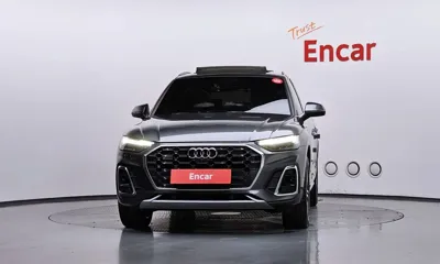 Audi Q5 2023, 31858 км, за 29539.19 USD