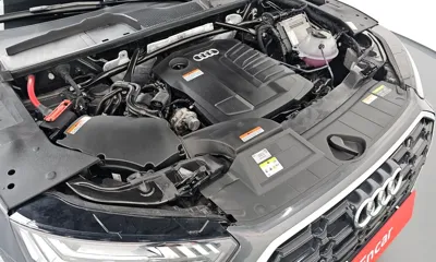 Audi Q5 2023, 31858 км, за 29315.98 USD - фото 6