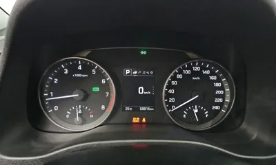 Hyundai Avante 2018, 59814 км, за 6498.62 USD - фото 8