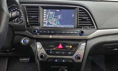 Hyundai Avante 2018, 59814 км, за 6498.62 USD - фото 12