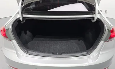 Hyundai Avante 2018, 59814 км, за 6498.62 USD - фото 20