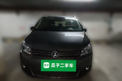 Volkswagen Touran 2013, 40000 км, за 7654 USD