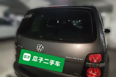 Volkswagen Touran 2013, 40000 км, за 7654 USD