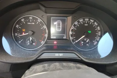 Skoda Octavia 2017, 85200 км, за 5134 USD - фото 12
