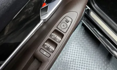 Hyundai Grandeur 2019, 77055 км, за 11363.63 USD - фото 18