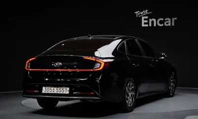 Hyundai Sonata 2021, 40000 км, за 13140.79 USD
