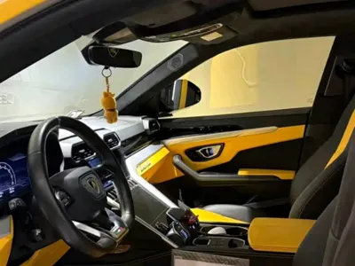 Lamborghini Urus 2022, 37000 км, за 364913.47 USD