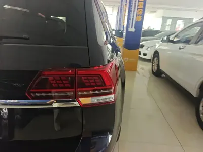 Volkswagen Teramont 2018, 117700 км, за 15258.53 USD - фото 8