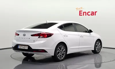 Hyundai Avante 2020, 135352 км, за 6557.7 USD