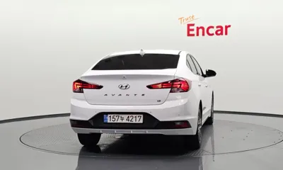 Hyundai Avante 2020, 135352 км, за 6557.7 USD