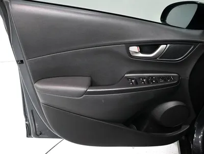Hyundai Kona 2018, 77798 км, за 7670.8 USD - фото 8