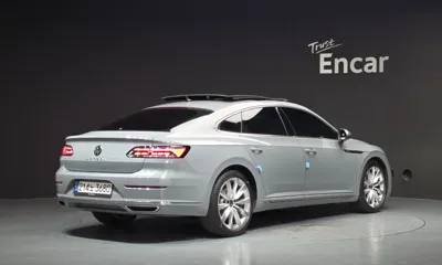 Volkswagen Arteon 2023, 48653 км, за 19218.25 USD
