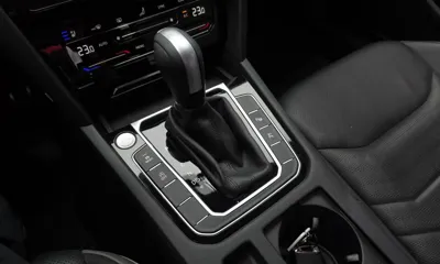 Volkswagen Arteon 2023, 48653 км, за 19218.25 USD - фото 9