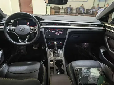 Volkswagen CC 2023, 60000 км, за 19099.1 USD - фото 9