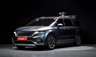 Kia Canival · 2021 год