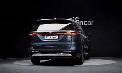 Kia Canival 2021, 115089 км, за 16856.17 USD
