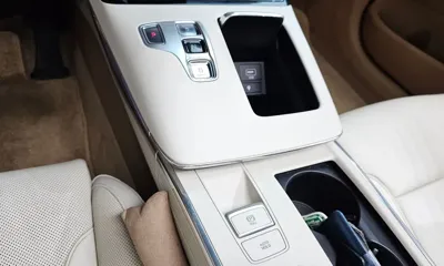 Hyundai Grandeur 2020, 93371 км, за 16010.24 USD - фото 9