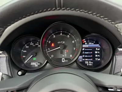 Porsche Macan 2022, 22610 км, за 57329.02 USD - фото 8