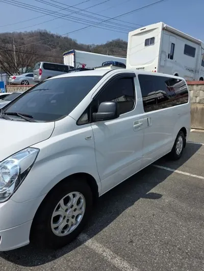 Hyundai Starex 2016, 201160 км, за 4355.46 USD