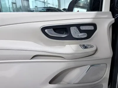 Mercedes-Benz V-Class 2016, 76000 км, за 23771.67 USD - фото 9