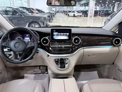 Mercedes-Benz V-Class 2016, 76000 км, за 23771.67 USD - фото 13