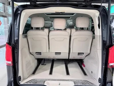 Mercedes-Benz V-Class 2016, 76000 км, за 23771.67 USD - фото 18
